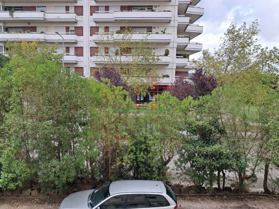 Apartamento T3 para Venda em Santo Antonio dos Olivais Foto 21