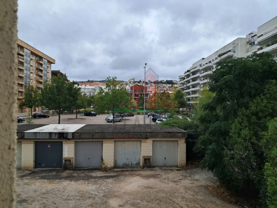 Apartamento T3 para Venda em Santo Antonio dos Olivais Foto 22