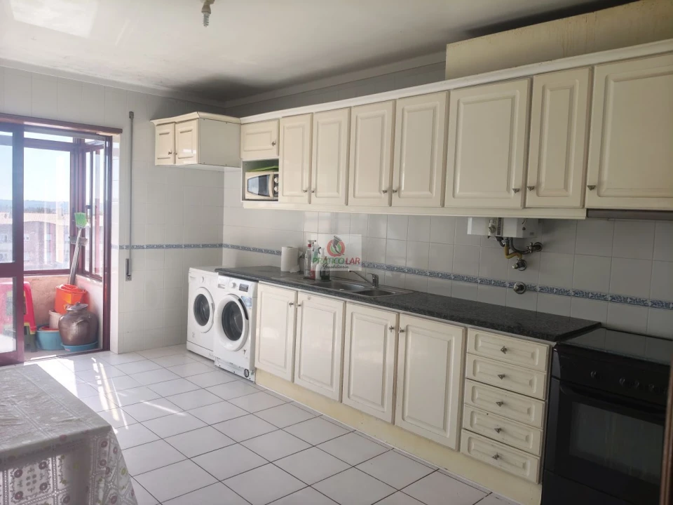 Apartamento T3 para Venda em Oiã Foto 5
