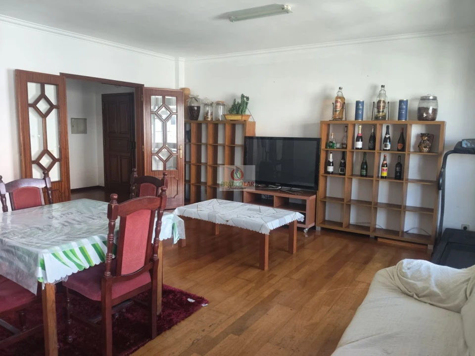 Apartamento T3 para Venda em Oiã Foto 3
