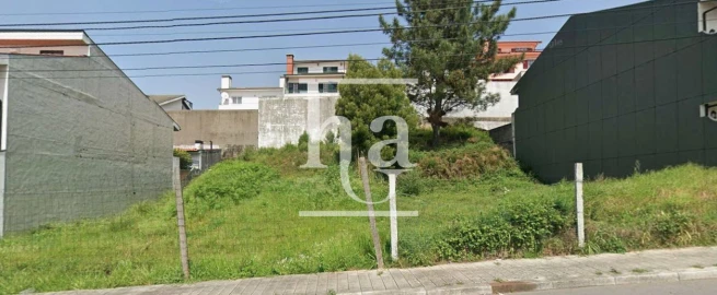 Terreno para Venda em Baguim do Monte (Rio Tinto)