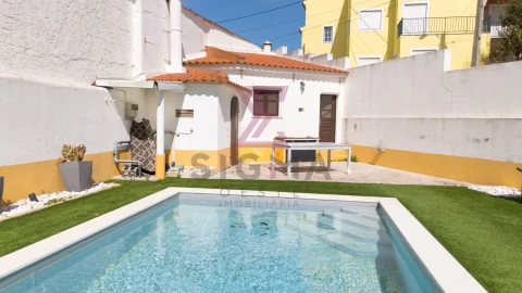 Moradia T2 para Venda em São Bartolomeu dos Galegos e Moledo