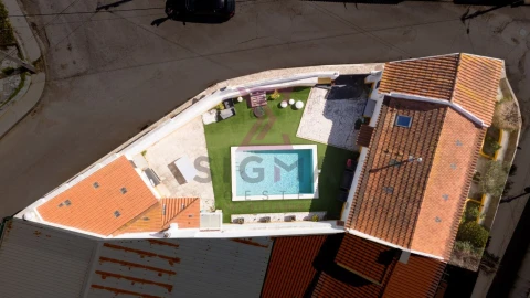 Moradia T2 para Venda em São Bartolomeu dos Galegos e Moledo