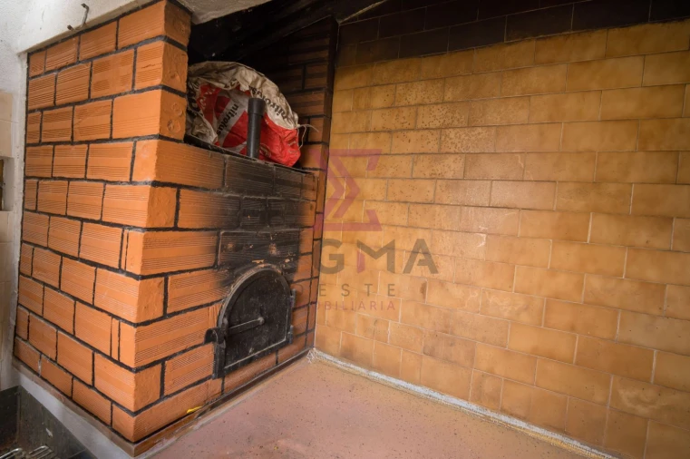 Moradia T2 para Venda em São Bartolomeu dos Galegos e Moledo Foto 39