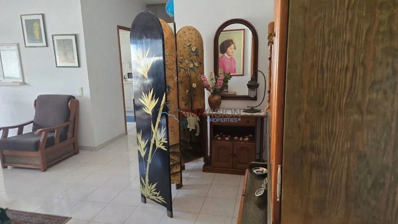 Apartamento T1 para Venda em Portimão Foto 6