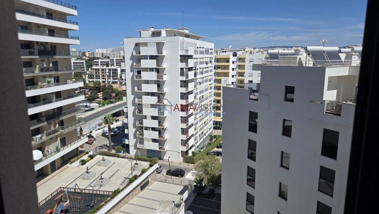 Apartamento T1 para Venda em Portimão Foto 18
