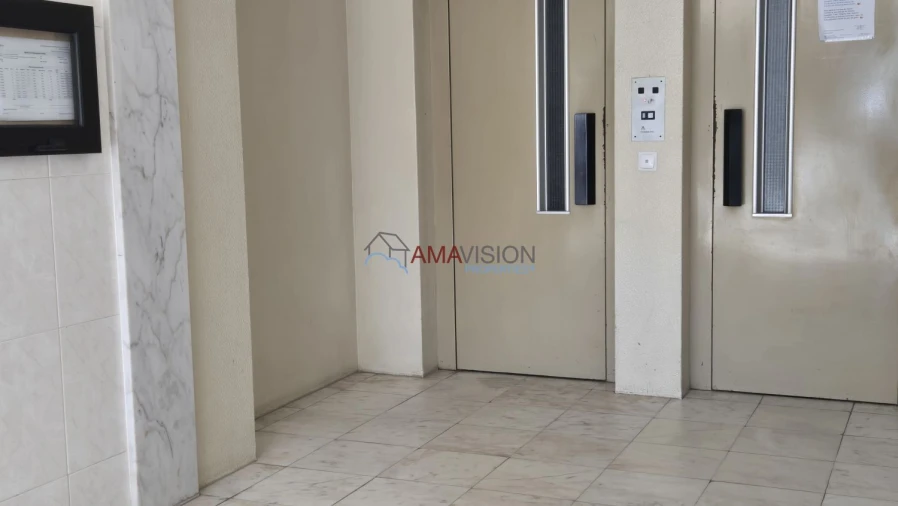 Apartamento T1 para Venda em Portimão Foto 23