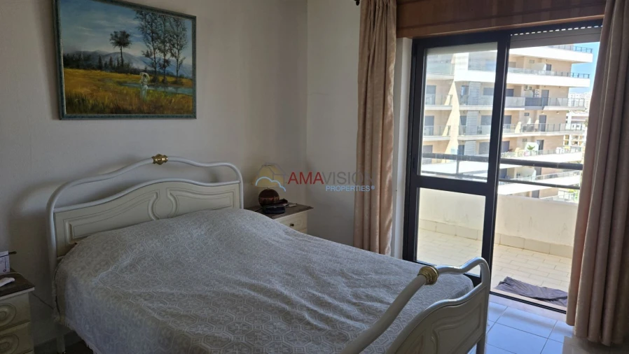 Apartamento T1 para Venda em Portimão Foto 12