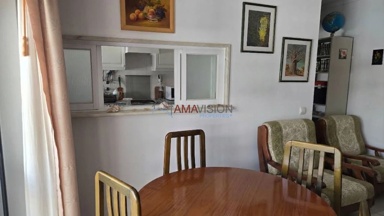 Apartamento T1 para Venda em Portimão Foto 4