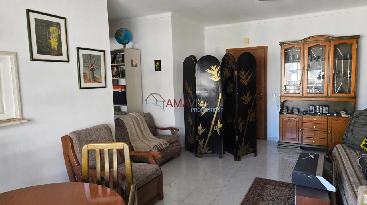 Apartamento T1 para Venda em Portimão Foto 7