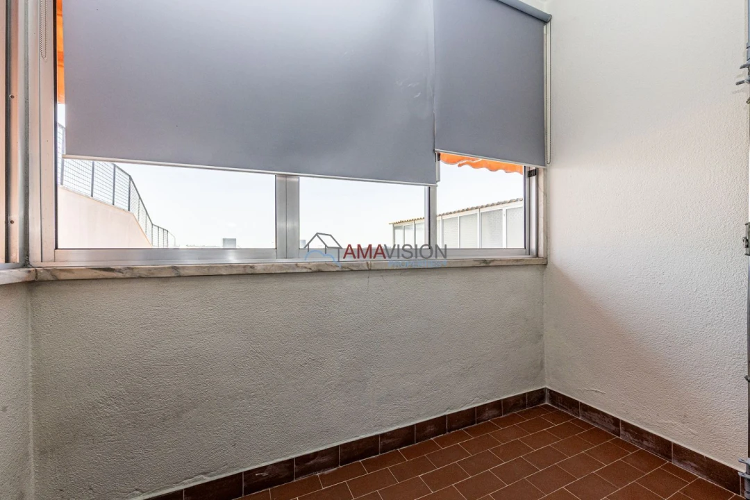 Apartamento T4 para Venda em Penha de França Foto 32