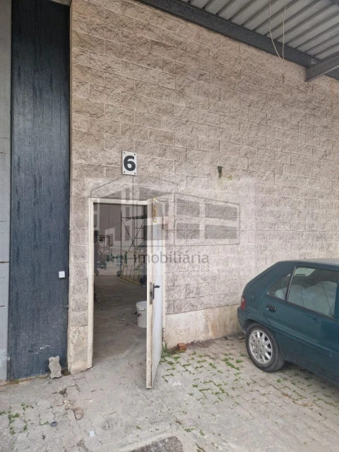 Loja para Arrendamento em Quinta do Anjo