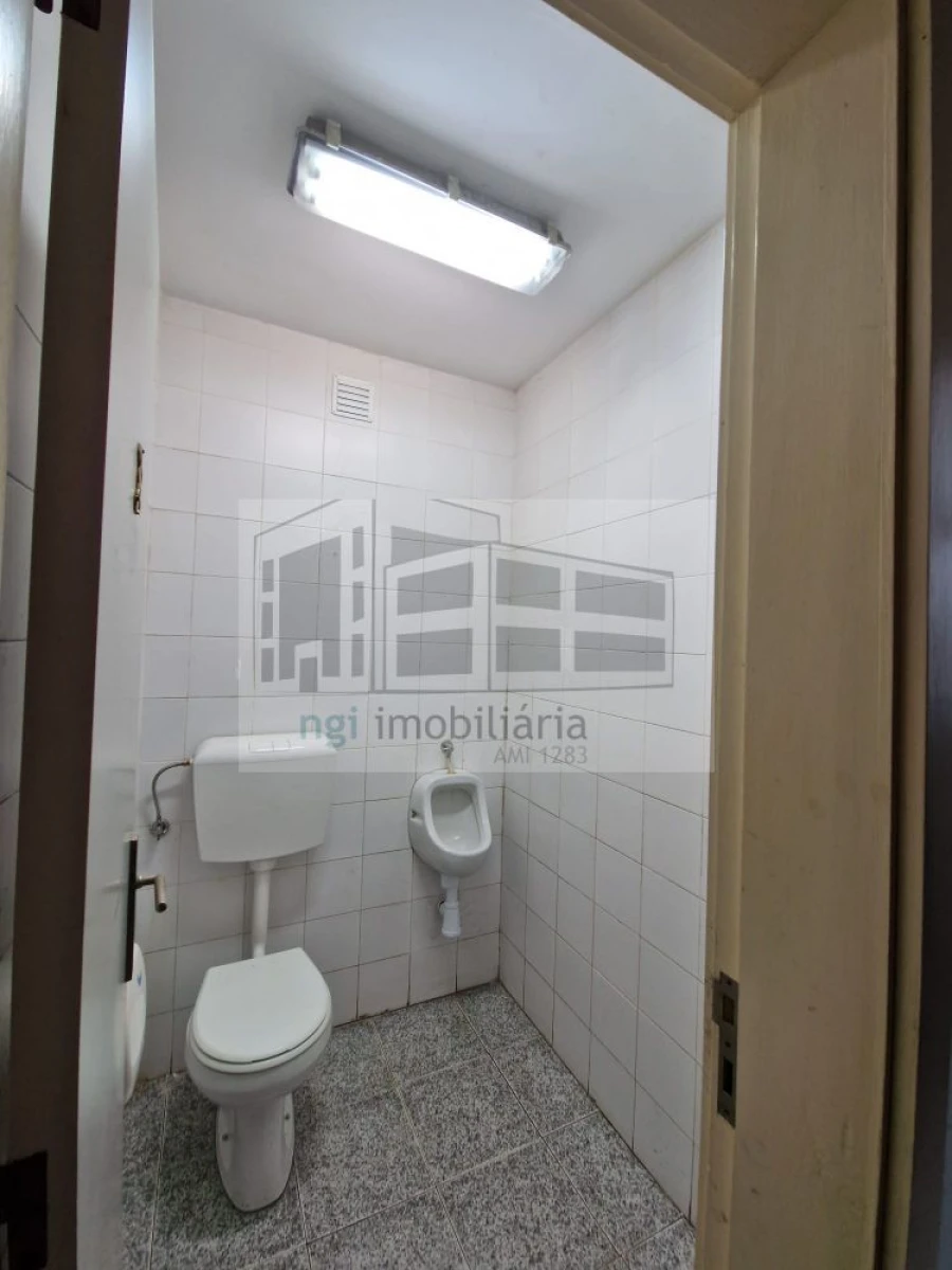 Loja para Arrendamento em Quinta do Anjo Foto 6