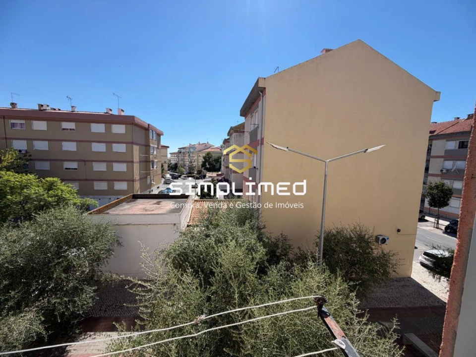 Apartamento T2 para Venda em Benavente Foto 19