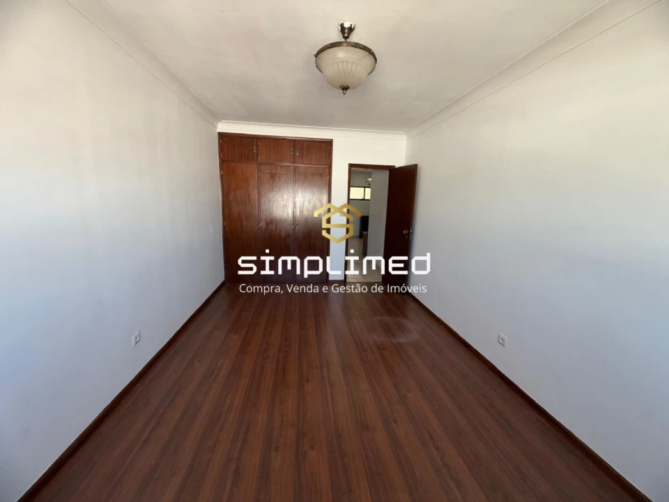 Apartamento T2 para Venda em Benavente Foto 10