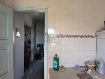 Moradia T4 para Venda em Fundada