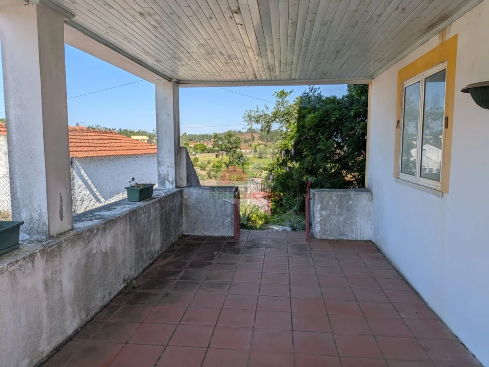 Moradia T4 para Venda em Fundada Foto 32