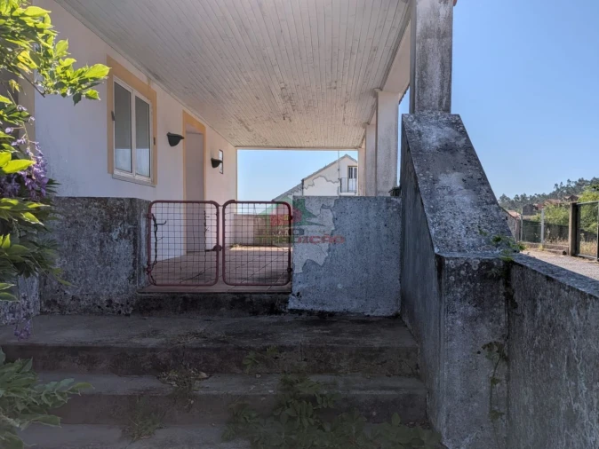 Moradia T4 para Venda em Fundada Foto 33