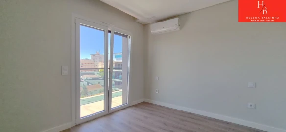 Apartamento T3 para Venda em Pontinha e Famões