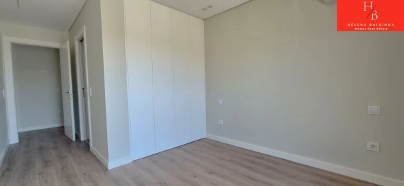 Apartamento T3 para Venda em Pontinha e Famões