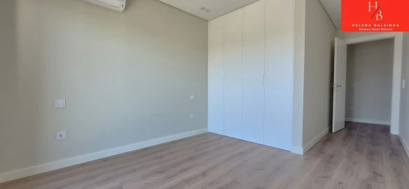 Apartamento T3 para Venda em Pontinha e Famões