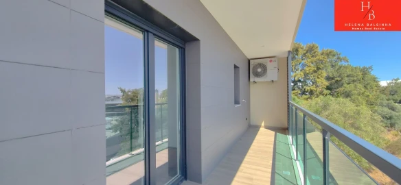 Apartamento T3 para Venda em Pontinha e Famões