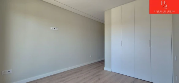 Apartamento T3 para Venda em Pontinha e Famões