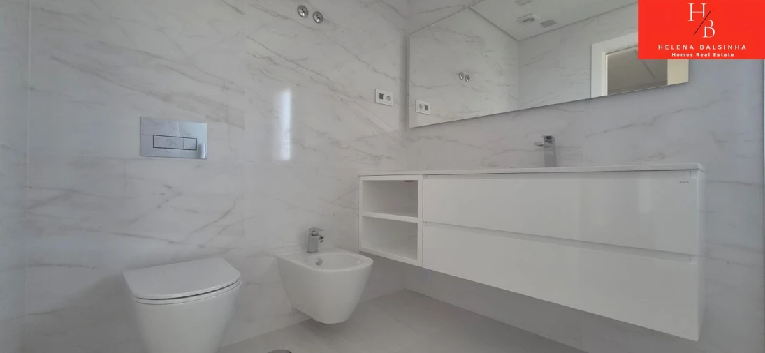 Apartamento T3 para Venda em Pontinha e Famões Foto 33