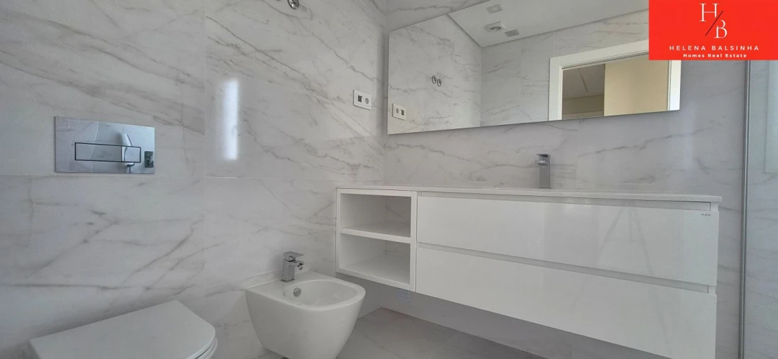Apartamento T3 para Venda em Pontinha e Famões Foto 34