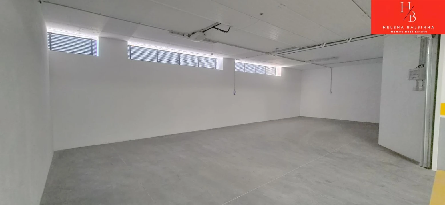 Apartamento T3 para Venda em Pontinha e Famões Foto 55