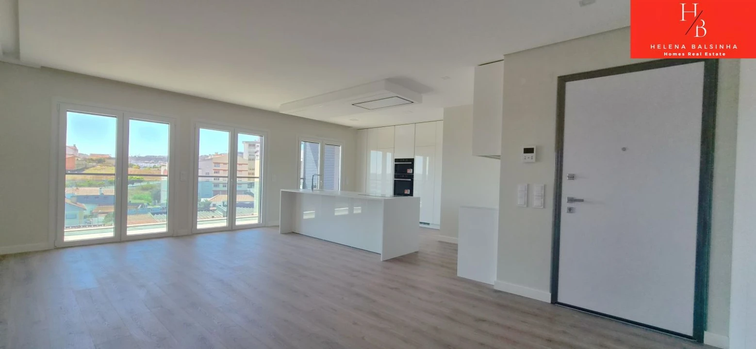 Apartamento T3 para Venda em Pontinha e Famões Foto 1