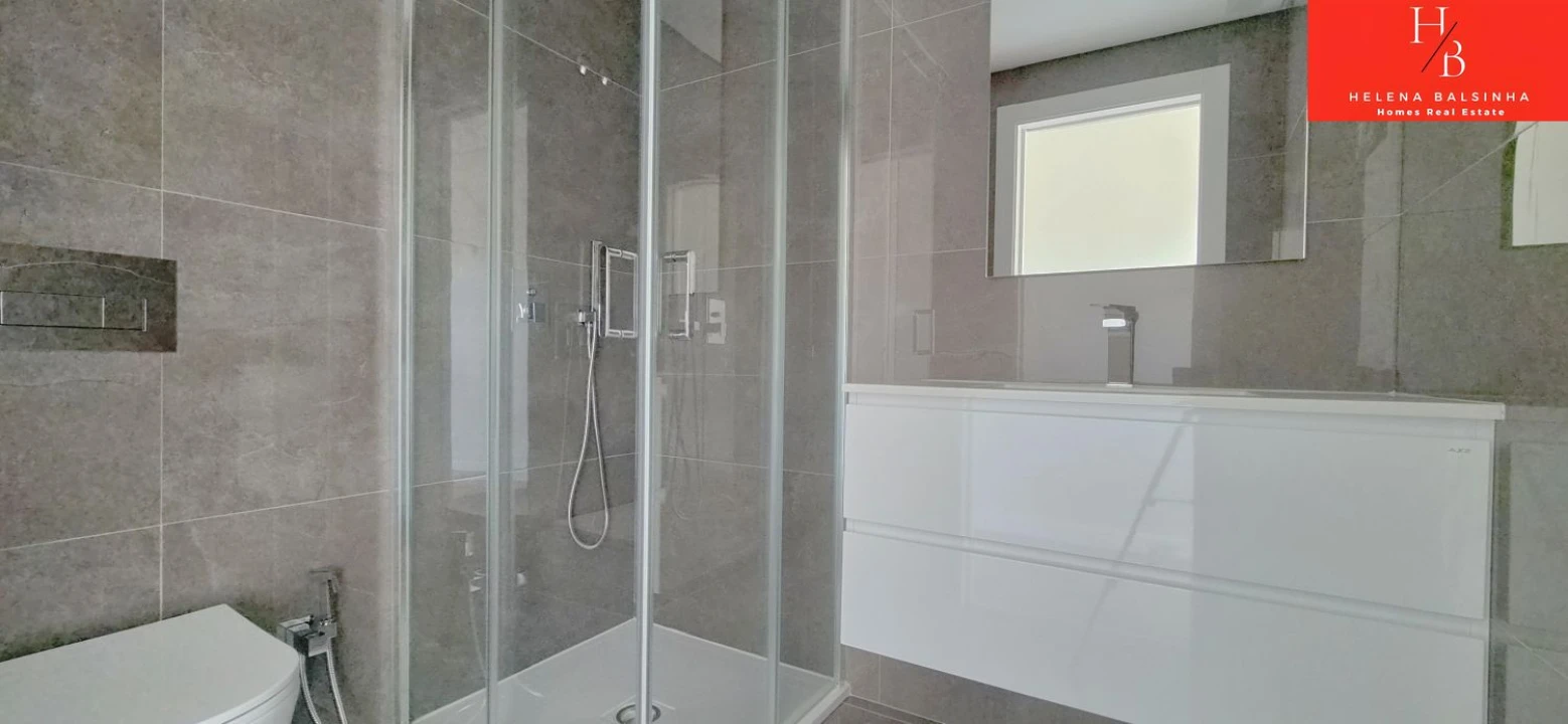 Apartamento T3 para Venda em Pontinha e Famões Foto 20