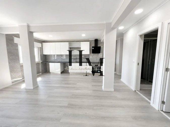 Apartamento T2 para Venda em Setubal (São Sebastião) Foto 8