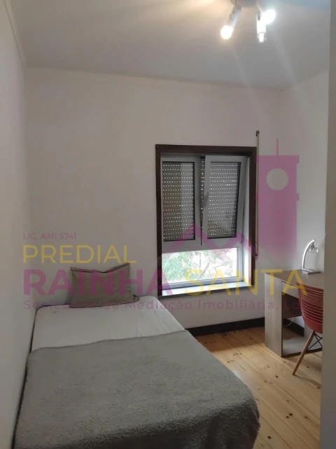Quarto para Arrendamento em Sé Nova, Santa Cruz, Almedina e São Bartolomeu
