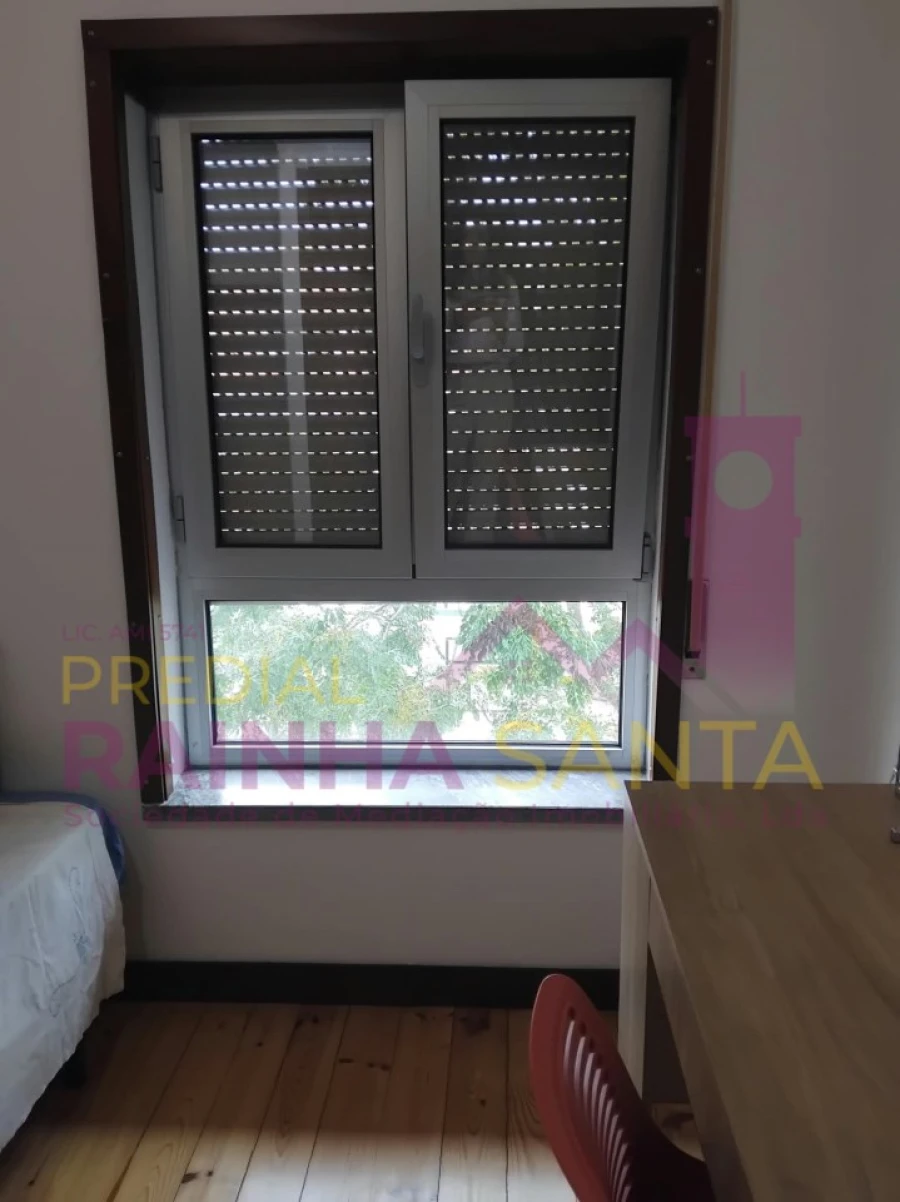 Quarto para Arrendamento em Sé Nova, Santa Cruz, Almedina e São Bartolomeu Foto 11