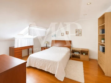 Apartamento T3 para Venda em Oeiras e São Julião da Barra, Paço de Arcos e Caxias
