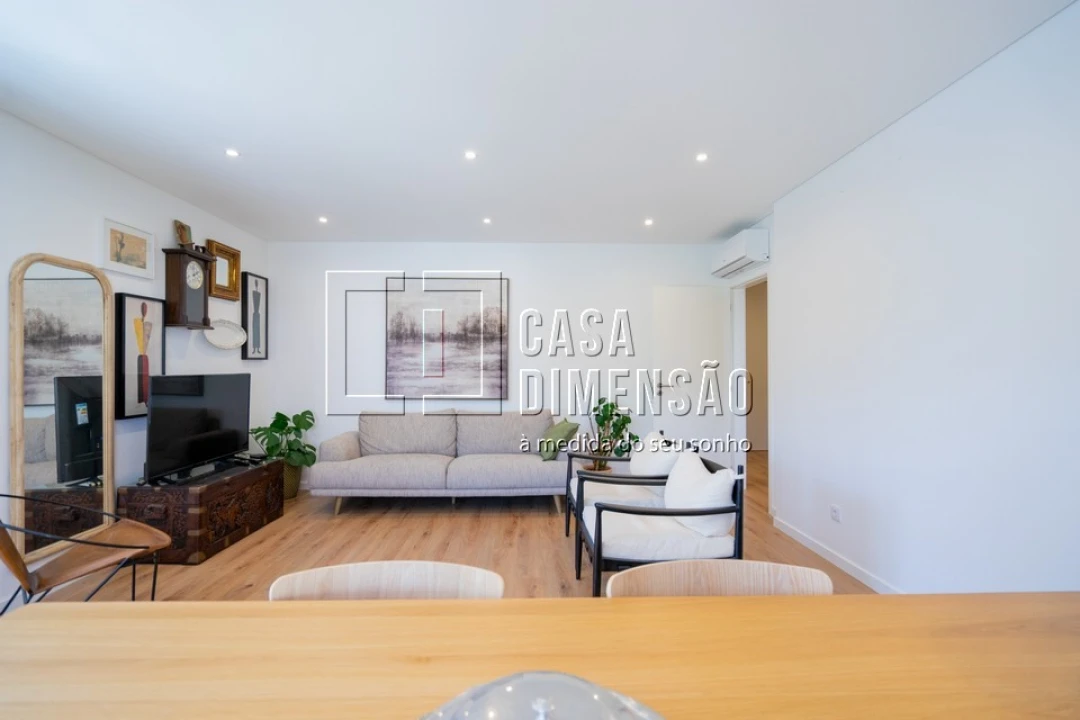 Apartamento T2 para Venda em Carnaxide e Queijas Foto 11