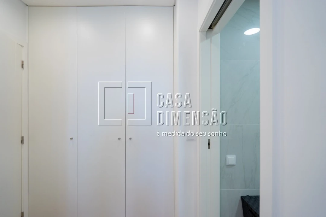 Apartamento T2 para Venda em Carnaxide e Queijas Foto 31