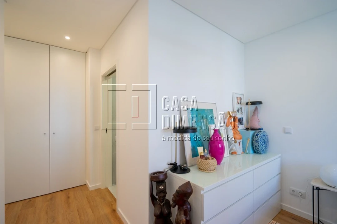 Apartamento T2 para Venda em Carnaxide e Queijas Foto 34