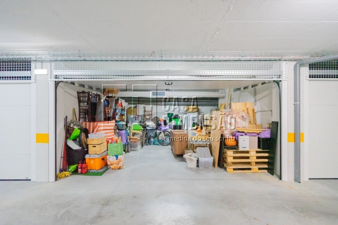Apartamento T2 para Venda em Carnaxide e Queijas Foto 39