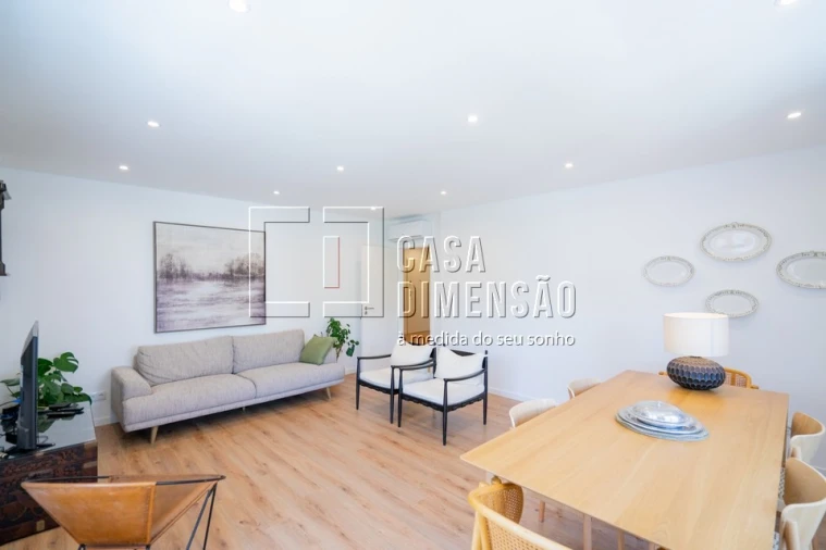 Apartamento T2 para Venda em Carnaxide e Queijas Foto 10