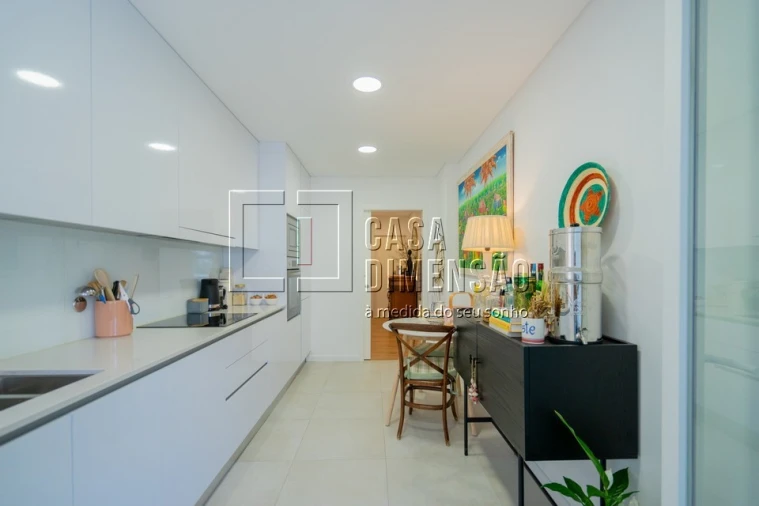 Apartamento T2 para Venda em Carnaxide e Queijas Foto 24