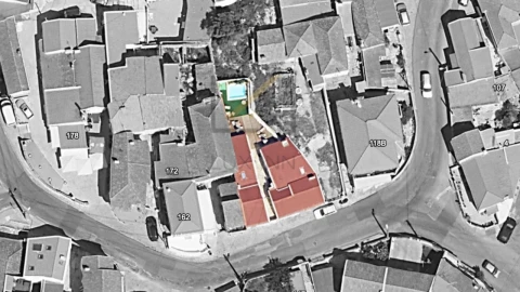 Prédio para Venda em São Domingos de Rana