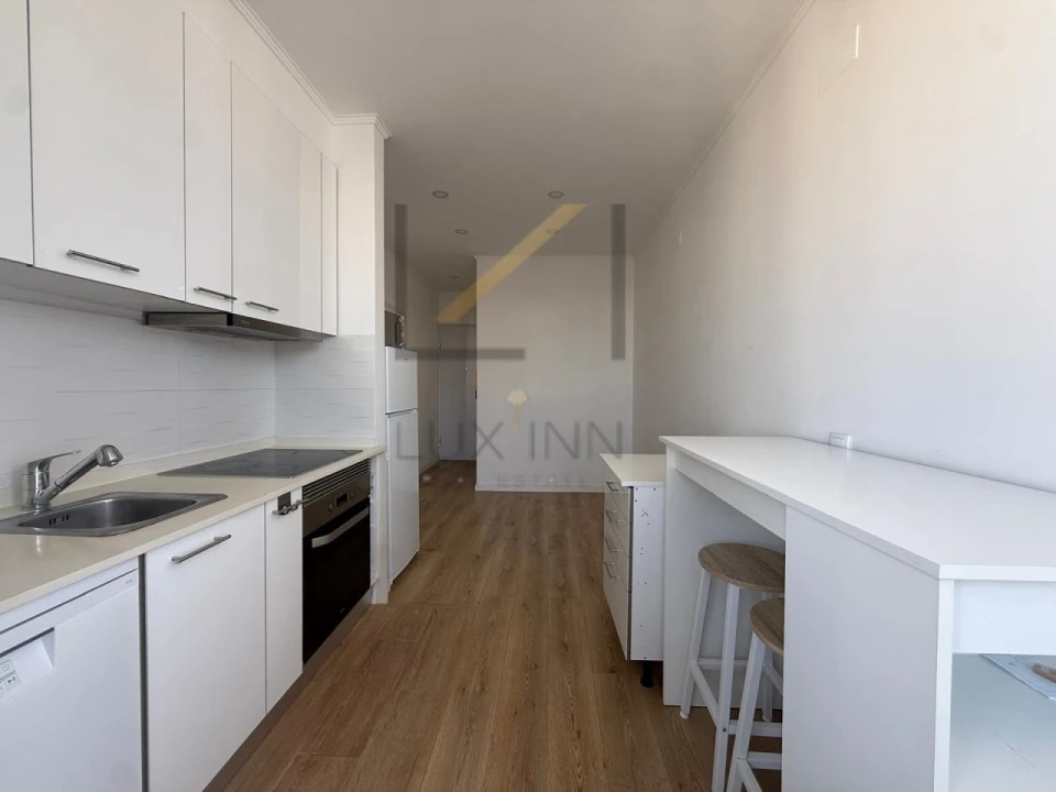 Apartamento T1 para Arrendamento em Oeiras e São Julião da Barra, Paço de Arcos e Caxias Foto 2