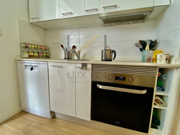 Apartamento T1 para Arrendamento em Oeiras e São Julião da Barra, Paço de Arcos e Caxias