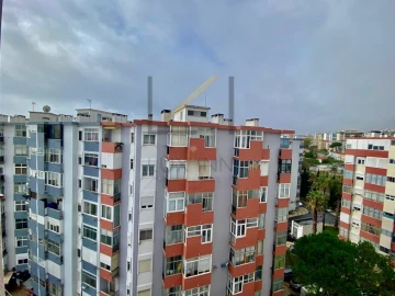 Apartamento T1 para Arrendamento em Oeiras e São Julião da Barra, Paço de Arcos e Caxias