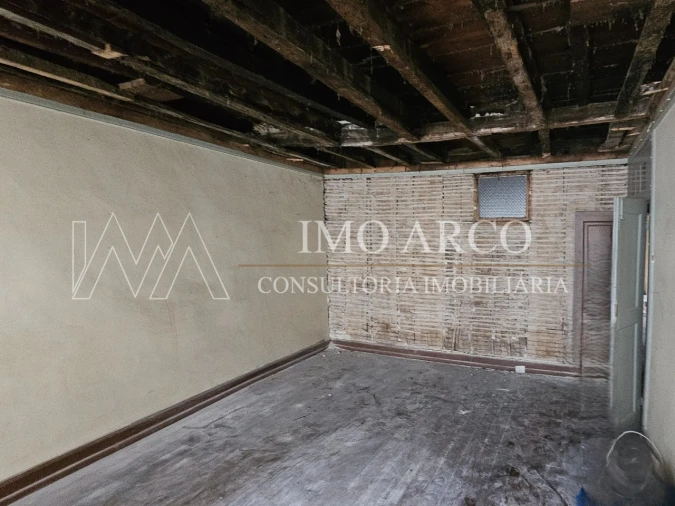 Prédio para Venda em Arco de Baúlhe e Vila Nune Foto 6