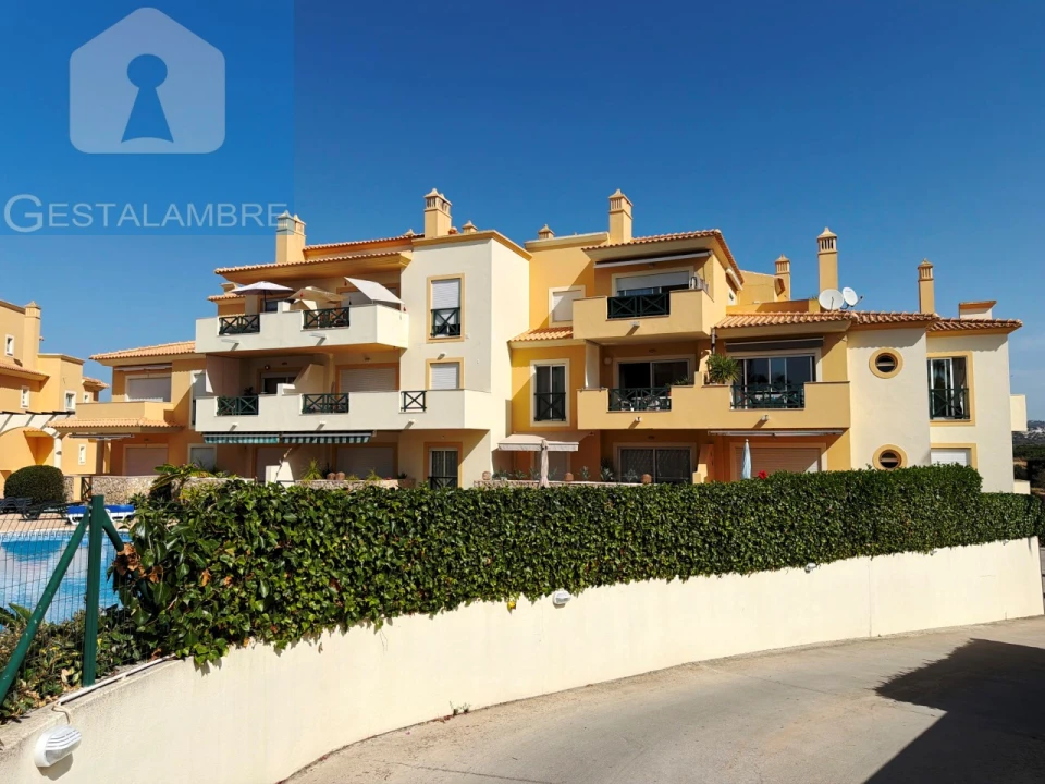 Apartamento T2 para Venda em Albufeira e Olhos de Água Foto 1