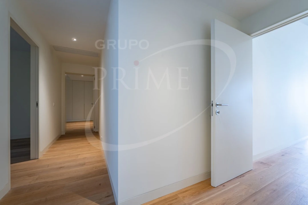 Apartamento T3 para Venda em Aldoar, Foz do Douro e Nevogilde Foto 10