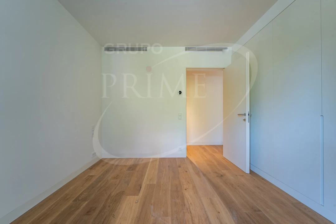 Apartamento T3 para Venda em Aldoar, Foz do Douro e Nevogilde Foto 18